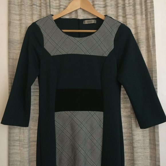 Made in Italy 3/4 Sleeve Plaid Colourblock Shift Dress - Picture 3 of 16